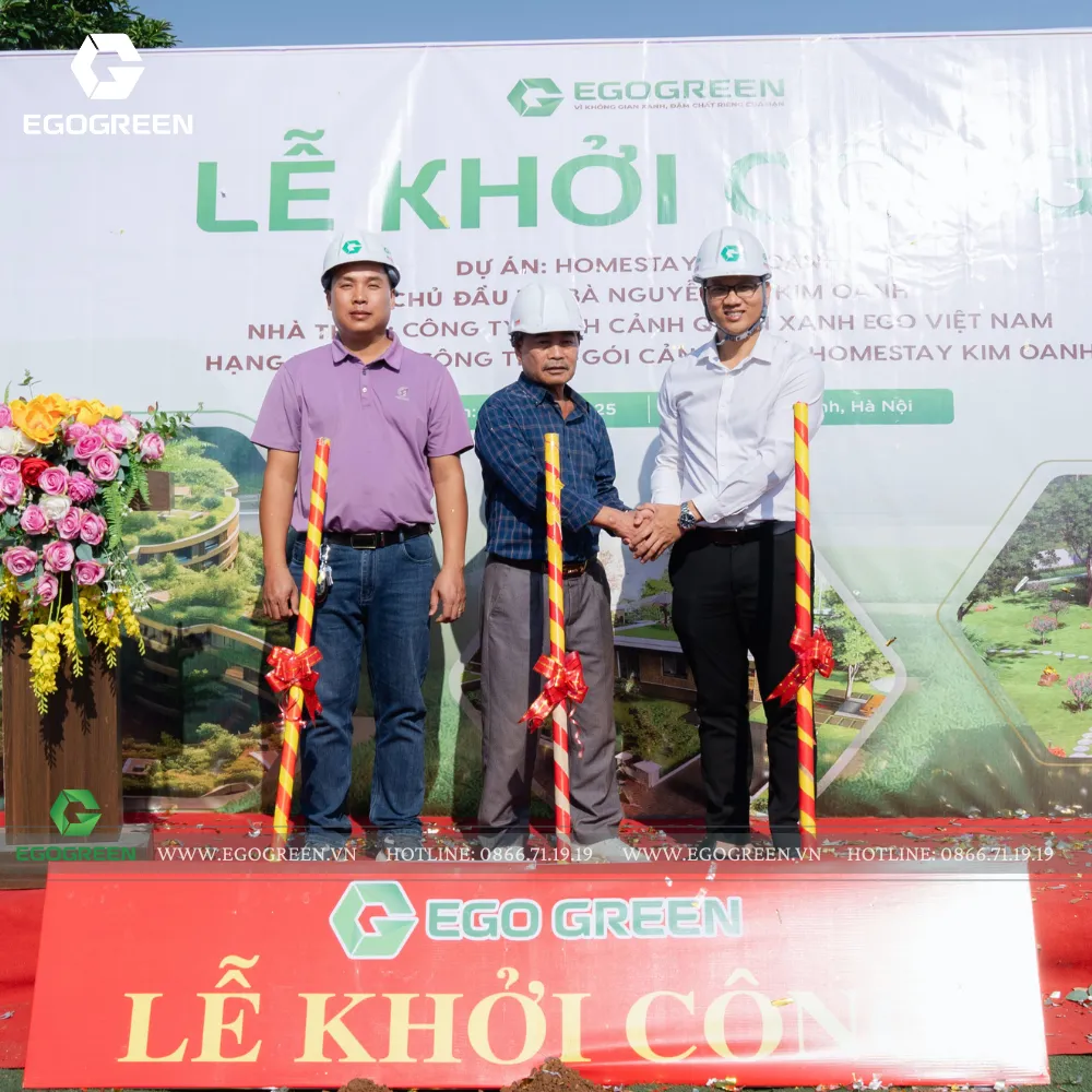 Ông Đỗ Đình Đức (GĐ dự án EGOGREEN) - ông Hà Văn Khuyến - ông Đỗ Duy Luân (từ trái qua).